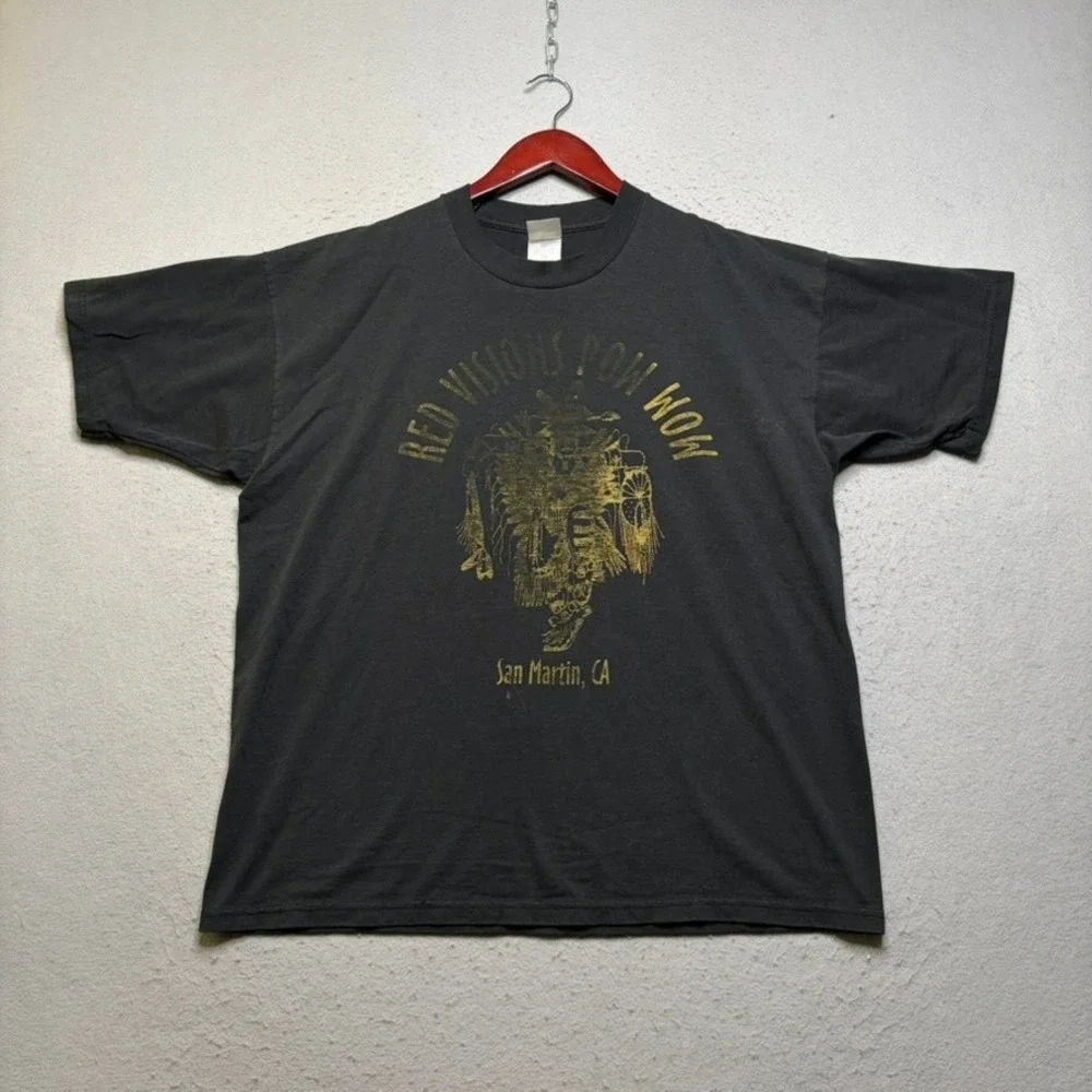 Fruit of the Loom T-Shirt Mens XL Black Red Visions Pow Wow Vintage 90s Graphic